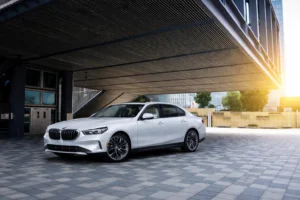 bmw 530i sedan