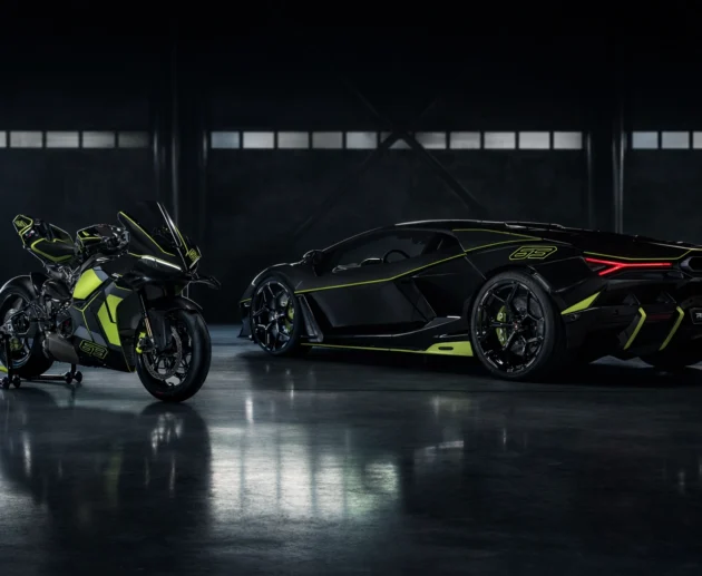 ducati panigale v4 lamborghini